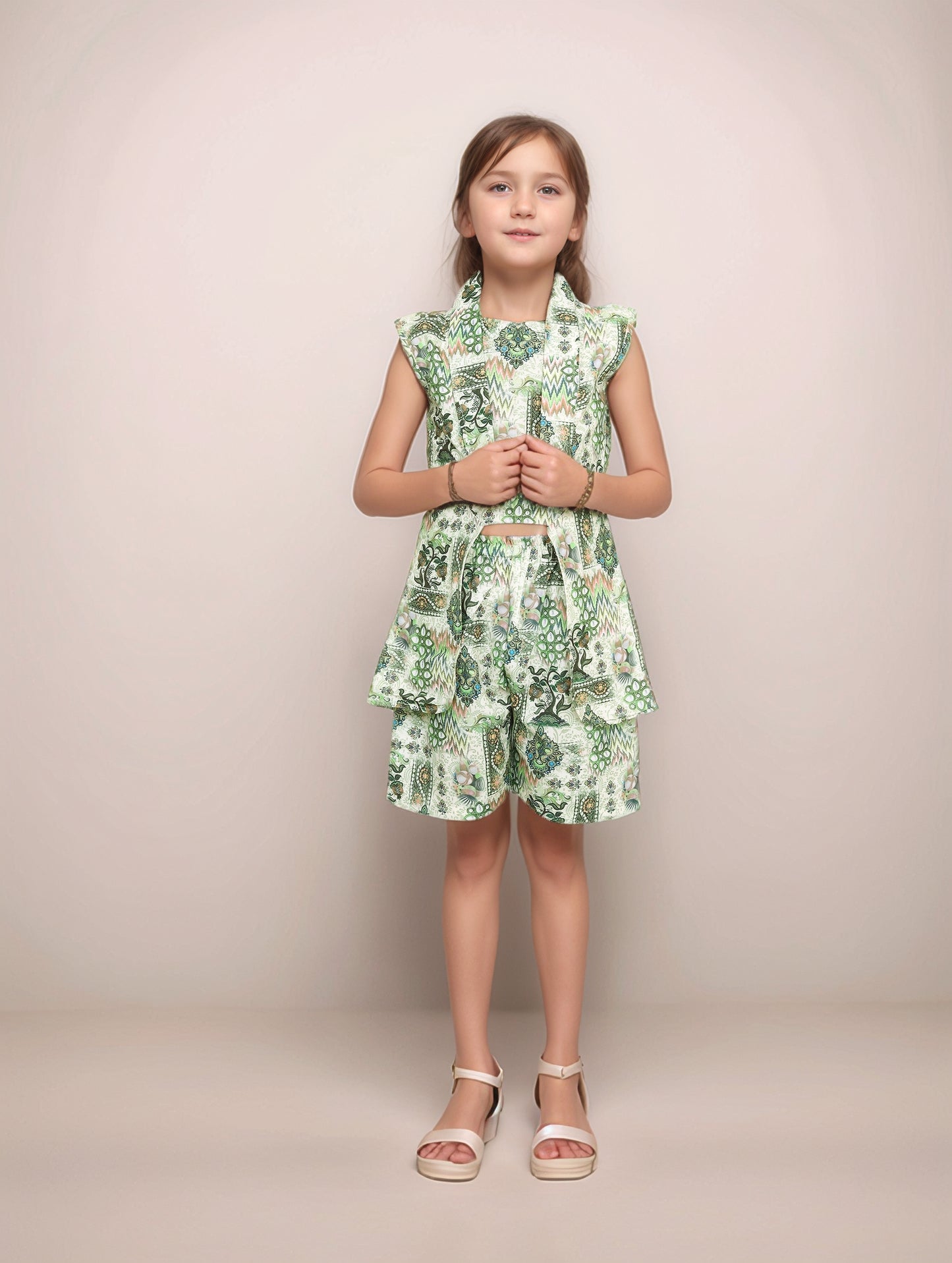 Shinydots Elegant Green Abstrect Design High Low 3-Piece Co-Ord Set Blazer, Crop Top & Shorts
