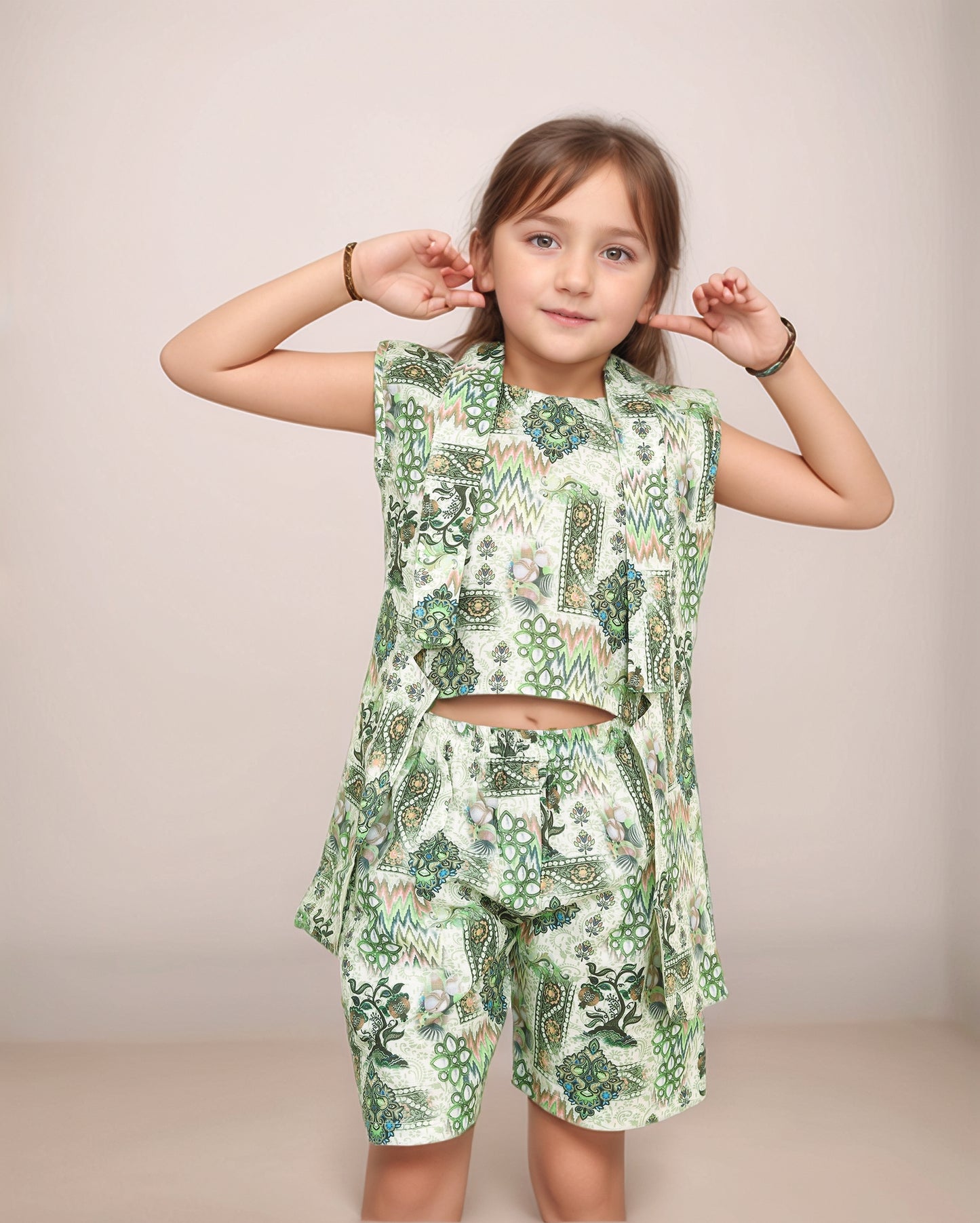 Shinydots Elegant Green Abstrect Design High Low 3-Piece Co-Ord Set Blazer, Crop Top & Shorts